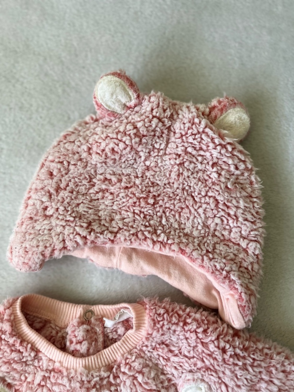 Tahari Baby  3 Piece Pink Sherpa Set - Picture 4 of 7